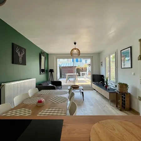 Gare - Le Cabanon Grand Large