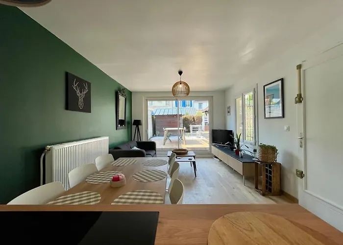 Gare - Le Cabanon Grand Large